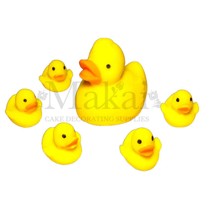 Edible 3D duck cake toppers – large mummy duck with five small ducklings made from fondant