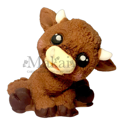 Highland cow edible sugar paste cake topper – farm animal cake decoration by Makai Cake Decorating Supplies