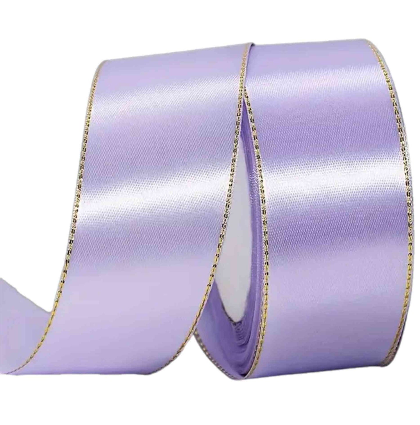 Light purple satin ribbon with gold edge – 4 cm wide, perfect for elegant cakes, bows and pastel decorations.