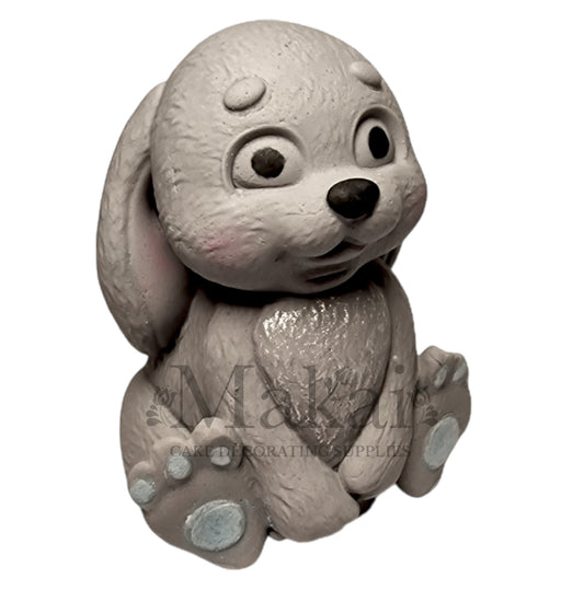 Edible grey bunny cake topper with cute details, ideal for baby showers and garden-themed cakes.